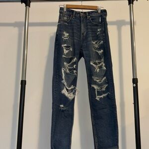 American eagle ripped jeans